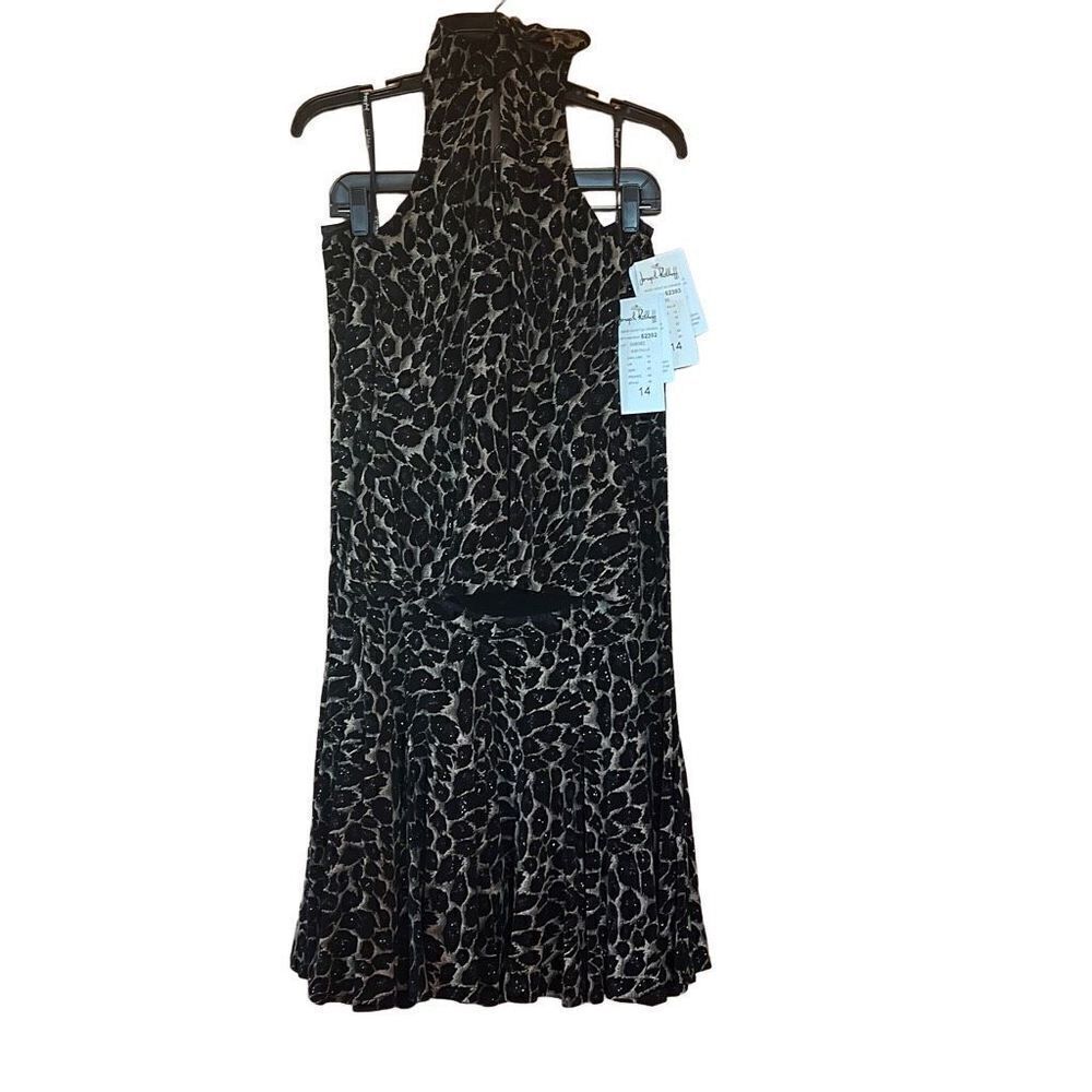 Joseph Ribkoff Two Piece Dressy Glittery Leopard Print Skirt and Top Size 14 - Picture 5 of 16